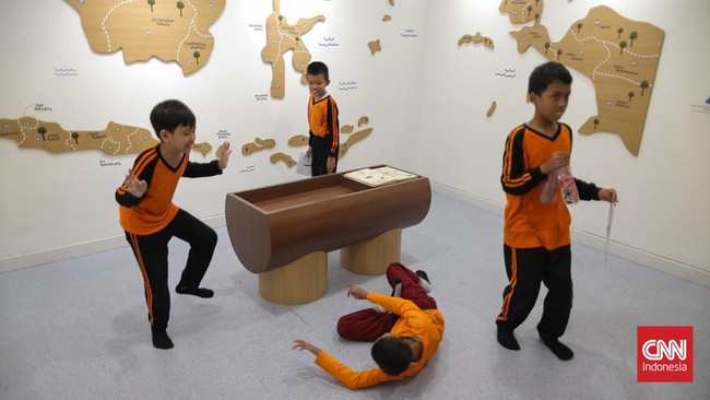 Cara Seru Siswa SLB Kenalan dengan Arca Ganesha di Museum