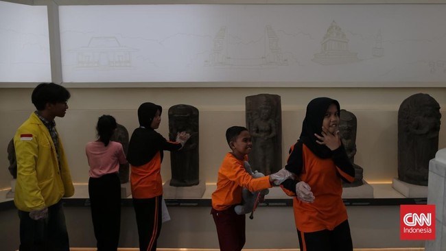 Cara Seru Siswa SLB Kenalan dengan Arca Ganesha di Museum