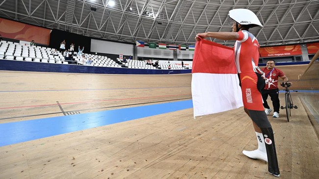 Fadil Imammuddin Raih Emas Asian Para Games 2026