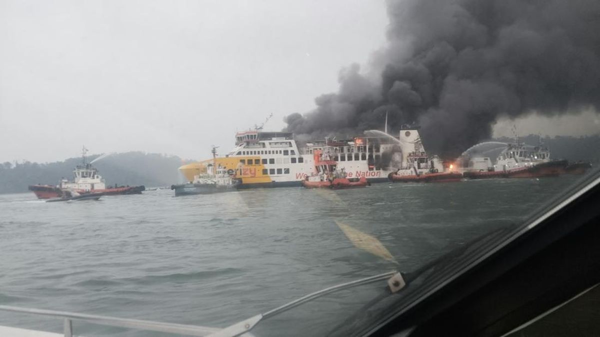 Kronologi KMP Batumandi Terbakar di Dekat Pelabuhan Merak