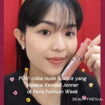 Coba Nude Lipstick yang Dipakai Kendall Jenner di Paris Fashion Week