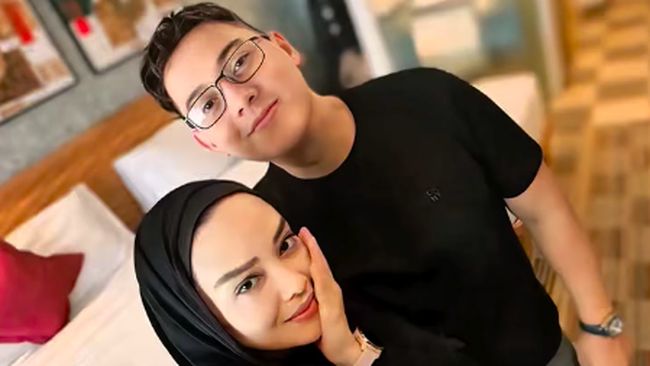 Suami Mudik ke Indonesia usai Lama di AS, Terry Putri Ajak Cicip Kuliner Legendaris Bandung