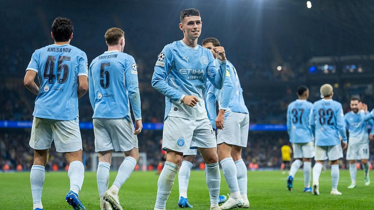 Man City Vs AEK Athens: Foden Hat-trick, The Citizens Pesta Gol 5-1 — NadiKabar.com