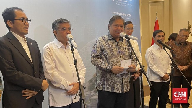 Menteri Koordinator Bidang Perekonomian Airlangga Hartarto mengungkapkan sekitar dua juta warga negara Indonesia (WNI) memilih berobat ke luar negeri setiap tahunnya.