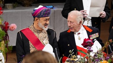 Pakai Bahasa Arab, Raja Charles Kutip Hadis saat Sambut Sultan Oman