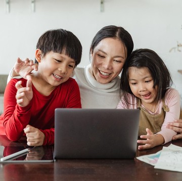 7 Kalimat Orang Tua untuk Membuat Anak Bermental Kuat Menurut Psikolog