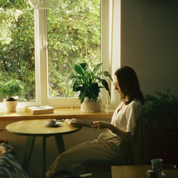 Me Time atau Self Avoidance? Ini Perbedaannya...