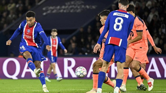 Paris St Germain vs Barcelona