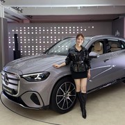 Tampil Edgy, Intip 7 Potret Memukau Lee Se Young Saat Menghadiri Event Mercedes Benz