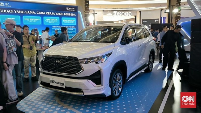 Toyota Innova Zenix facelift 2026.