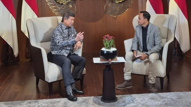 Interview CNN Indonesia dengan Utusan Khusus Presiden Republik Indonesia Bidang Iklim dan Energi, Hashim Djojohadikusumo mengenai Kebakaran Hutan dan Lahan, Sawit dan Masa Depan Bioenergi Indonesia.