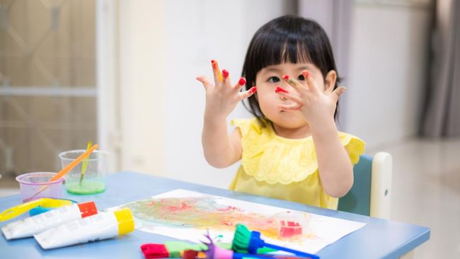 Mengenal Stimulasi Taktil pada Anak: Manfaat dan Ide Stimulasinya agar Tumbuh Kembang Optimal