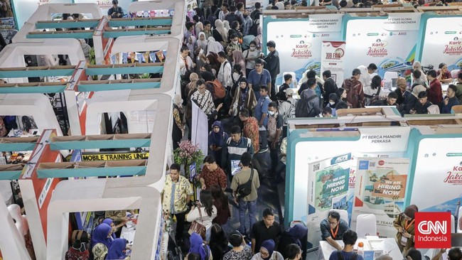 Kisah Lansia dan Difabel yang Mengadu Nasib di Karir Jakarta Expo 2026