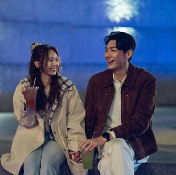 5 Rekomendasi Drakor Romantis Komedi Terbaru 2026 yang Tayang di Netflix