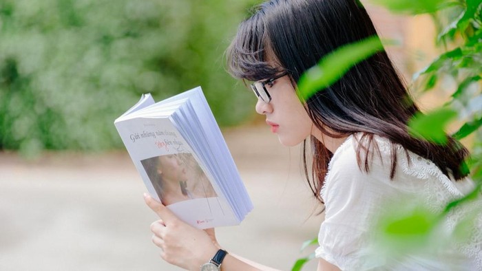 5 Rekomendasi Novel BookTok Populer yang Wajib Masuk Reading List