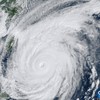 Taiwan lumpuh akibat diterjang badai raksasa Champi sejak Kamis (22/10) waktu setempat.