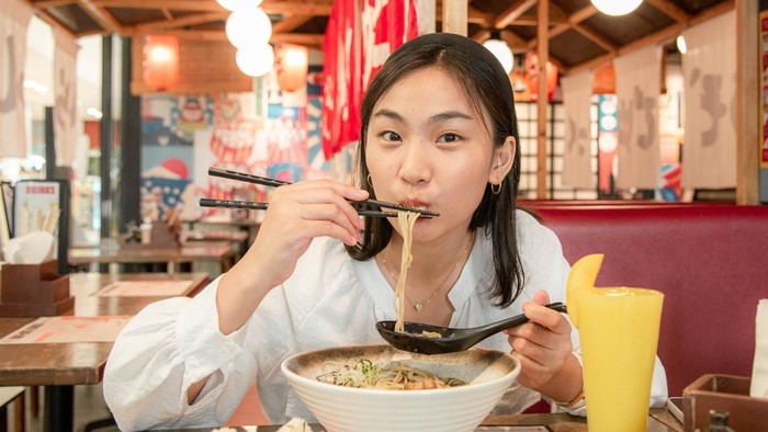 3 Ciri Kepribadian Orang yang Jarang Makan di Rumah