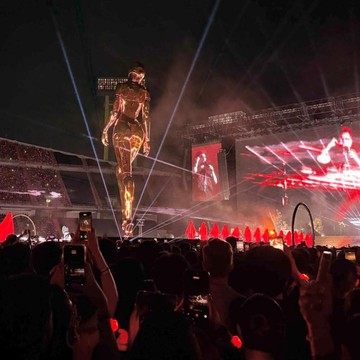 7 Setting Panggung Konser Paling Ikonis, dari The Weeknd hingga Kanye West