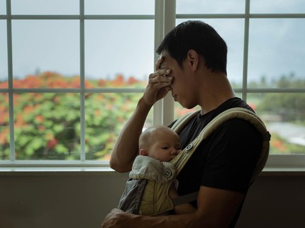 Di Balik Senyum Ayah, Survei Ungkap 8 Beban yang Kerap Dipendam