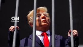 Instalasi Trump di Balik Jeruji Tiruan Jadi Sorotan di Teheran