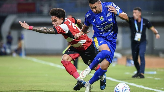 Madura United Pecundangi Juara Bertahan Persib Bandung 1-0