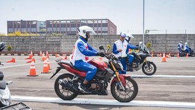 Astra Motor Safety Riding Center Jawa Tengah diresmikan pada Jumat (23/10). Fasilitas ini berada di  kawasan Bukit Semarang Baru (BSB), Semarang, Jawa Tengah.