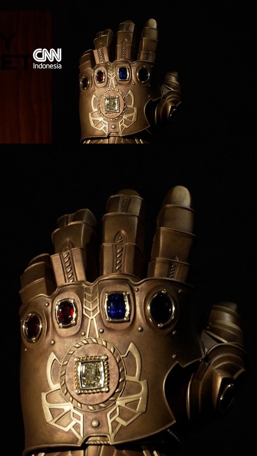 Sebuah replika Infinity Gauntlet dari film Avengers: Infinity War (2018), akan dilelang 8 Desember mendatang.