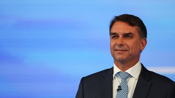 Tak Terima Kalah Pemilu Brasil, Flavio Bolsonaro 'Kabur' ke AS