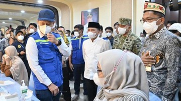Menkes Klarifikasi Foto Pakai Tabung Oksigen di Palangka Raya