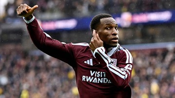 Sorotan Dunia Olahraga CNN Sport : FOTO: Aston Villa Beri Luka Pertama untuk Manchester City