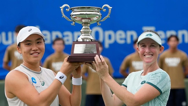 Janice Tjen dan Storm Hunter juara ganda putri Japan Open 2026.