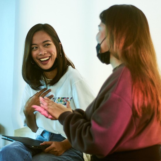 4 Cara Mengenali Orang yang Jealous sama Kamu dari Ucapannya