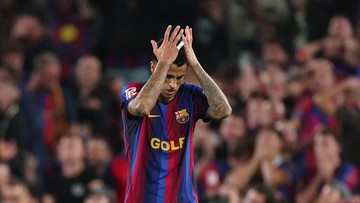 Berita Panas dari Dunia Sport CNN : Kontroversi El Clasico: Cancelo Tak Dikartu Merah meski Injak Diomande