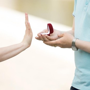 Alasan Mengapa Generasi Muda Alami Marriage Anxiety