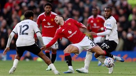 Soccer Football - Premier League - Manchester United v AFC Bournemouth - Old Trafford, Manchester, Britain - October 25, 2026 Manchester United's Diogo Dalot in action with AFC Bournemouth's Rayan REUTERS/Chris Radburn EDITORIAL USE ONLY. NO USE WITH