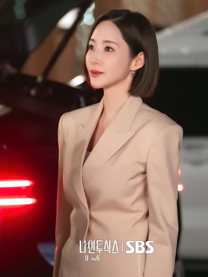 Park Min Young di Nine to Six