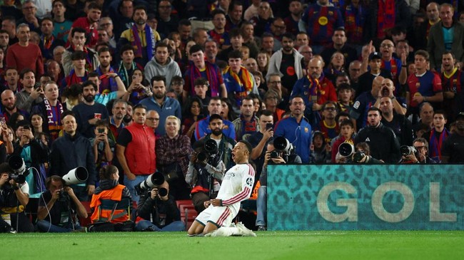 Soccer Football - LaLiga - FC Barcelona v Real Madrid - Spotify Camp Nou, Barcelona, Spain - October 25, 2026 Real Madrid's Kylian Mbappe celebrates scoring their first goal REUTERS/Albert Gea