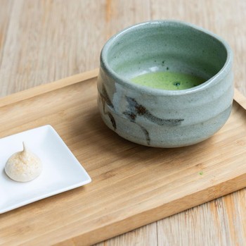 5 Makanan dan Minuman Jepang Terbaik untuk Kulit