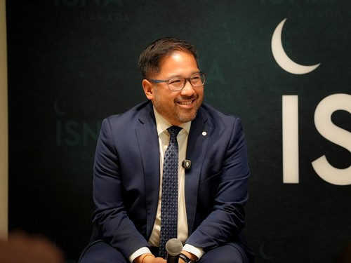 Politikus berdarah Indonesia, Alvin Tedjo, berhasil terpilih menjadi Wali Kota Mississauga di Kanada setelah mengalahkan dua kandidat favorit.