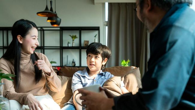 5 Ciri Orang Tua yang Bisa Membuat Anak Berempati Tinggi