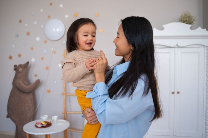 Ciri orang tua yang bisa membuat anak berempati tinggi dimulai dari kebiasaannya yang tidak sulit meminta maaf.
