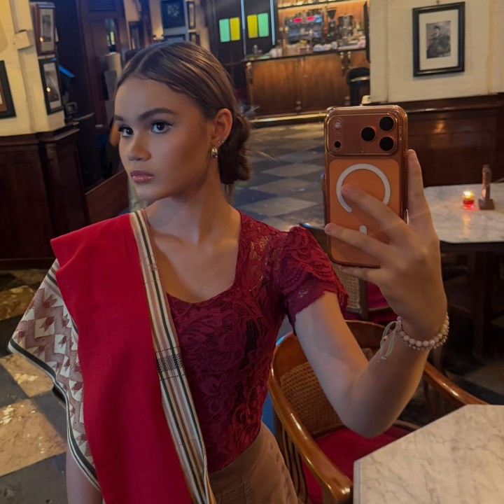 <p>Baru-baru ini, Chloe memantapkan tekadnya untuk menjadi model dengan mengikuti seleksi pemilihan Gadis Sampul 2026. Melalui unggahan di Instagram, Chloe mengumumkan bahwa dirinya sudah masuk ke daftar 300 unggulan, Bunda. "Hy @gadismagz. Terimakasih buat kepercayaannya! Bangga n seneng banget bisa masuk 300 unggulan," tulisnya. (Foto: Instagram @chloecouragelynchofficial)</p>