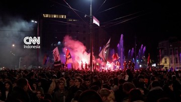 Gerakan Student List Geser Rezim Vucic, Ribuan Warga Serbia Pesta