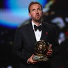 Soccer Football - Ballon d'Or - London Palladium, London, Britain - October 26, 2026 Bayern Munich's Harry Kane celebrates after winning the men's Ballon d'Or award Action Images via Reuters/Matthew Childs