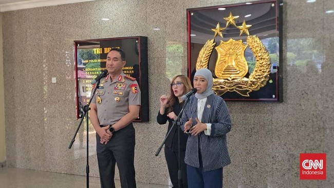 Menteri Komunikasi Meutya Hafid meminta Kapolri menindak tegas kejahatan daring dan pencurian jaringan internet.