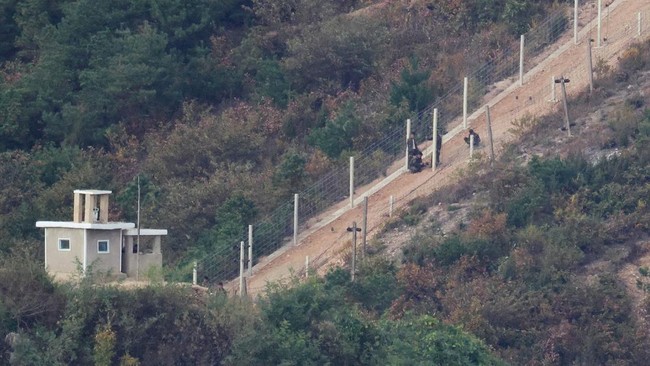 Korut-Korsel Memanas, Kim Jong Un Siagakan Meriam Howitzer di Perbatasan
