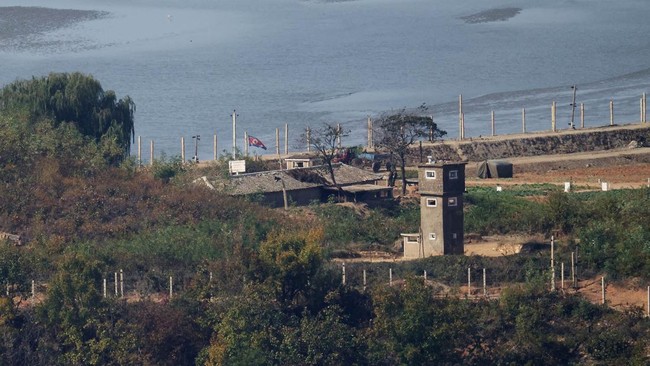 Korut-Korsel Memanas, Kim Jong Un Siagakan Meriam Howitzer di Perbatasan