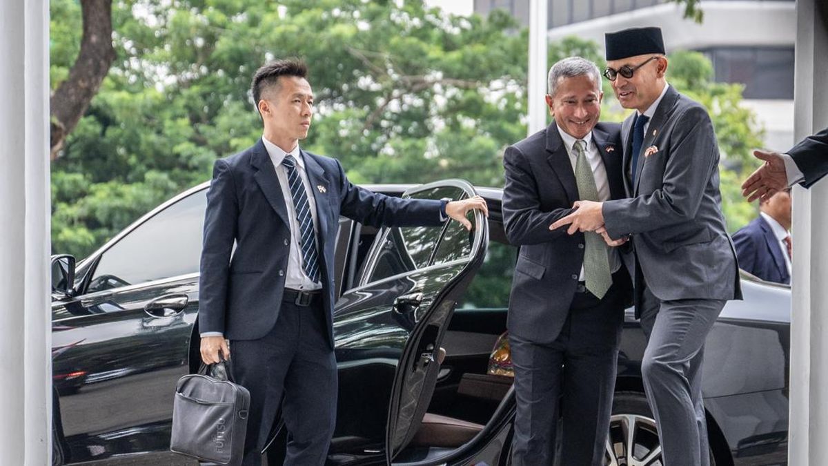 FOTO: Momen Menlu Singapura Temui Menlu RI di tengah Isu Asap Karhutla