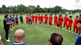 Presiden FAM Ab Ghani Hassan memberikan dukungan kepada Timnas Indonesia U-17.