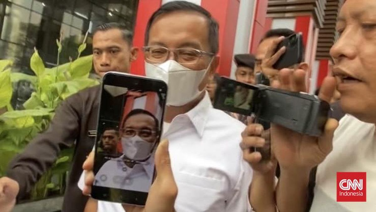 Sestama BNPB Irit Bicara Usai Diperiksa KPK Sekitar 7 Jam — NadiKabar.com